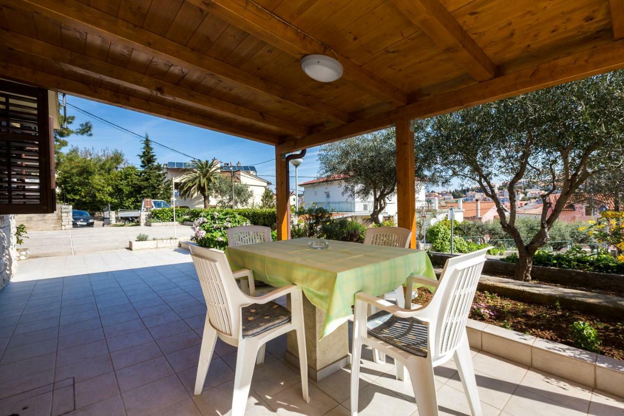 מאלי לוסיניי Apartment Marija מראה חיצוני תמונה